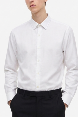 qarment formal shirt white color